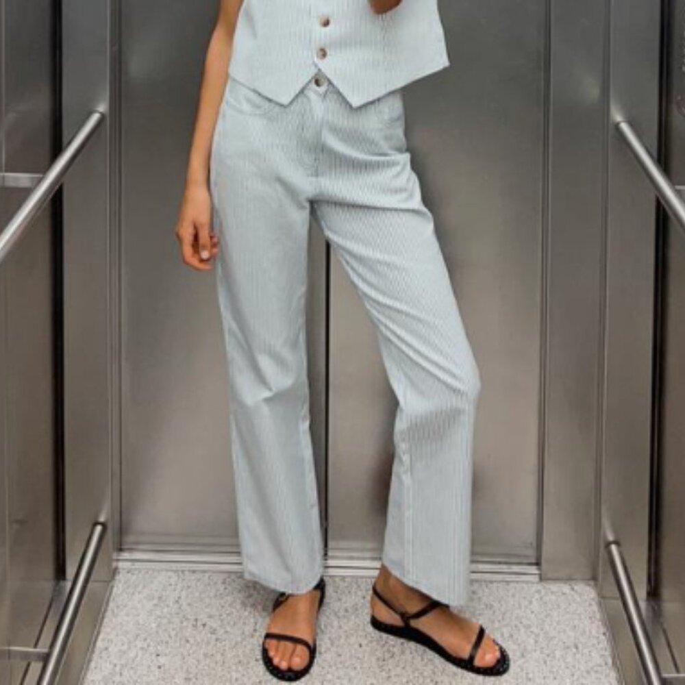 NWT ZARA  STRIPED Z1975 DENIM JEANS WITH A HIGH WAIST